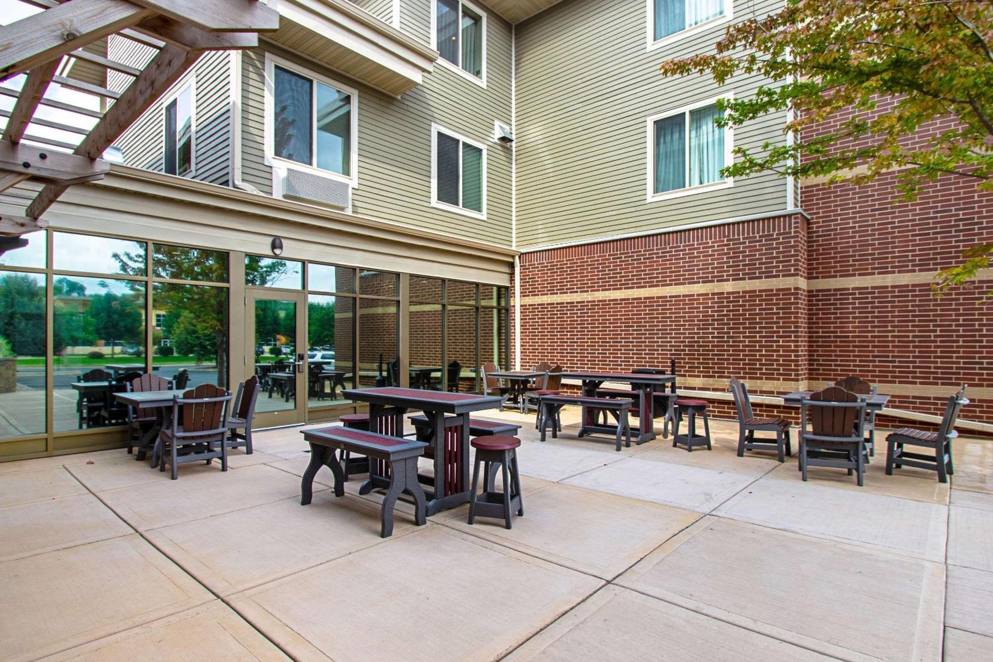 Mainstay Suites Madison - Monona Buitenkant foto