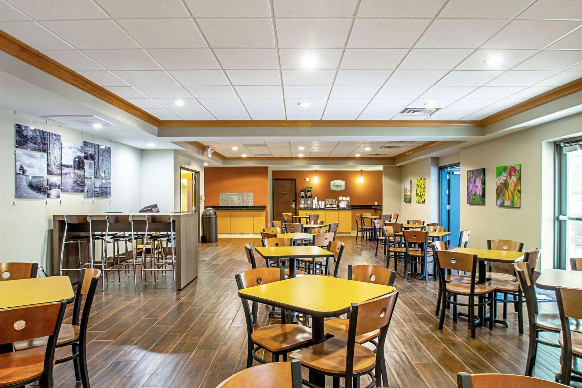 Mainstay Suites Madison - Monona Buitenkant foto