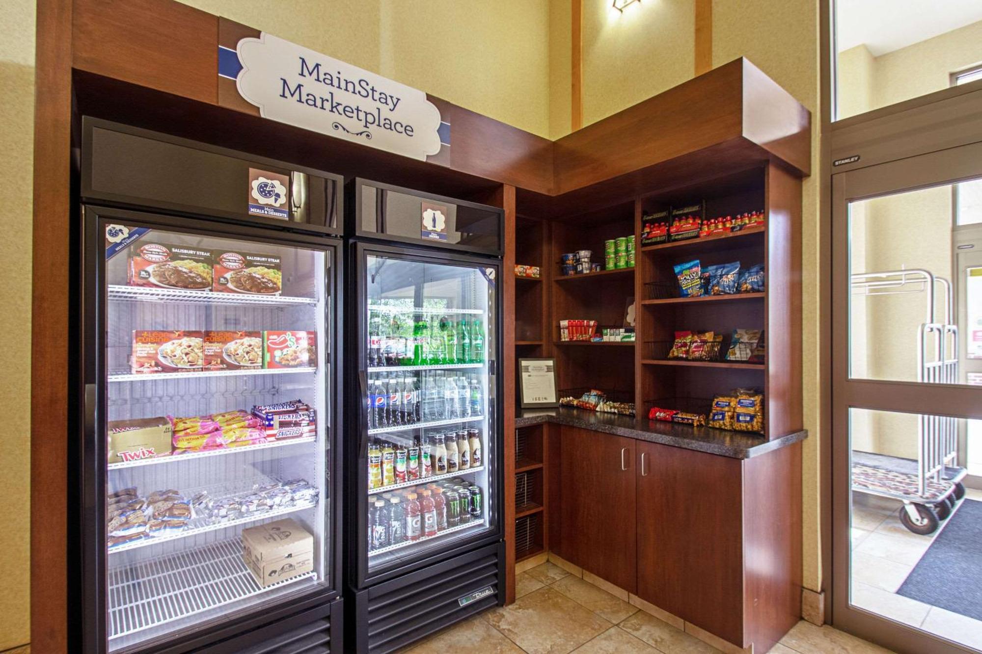 Mainstay Suites Madison - Monona Buitenkant foto