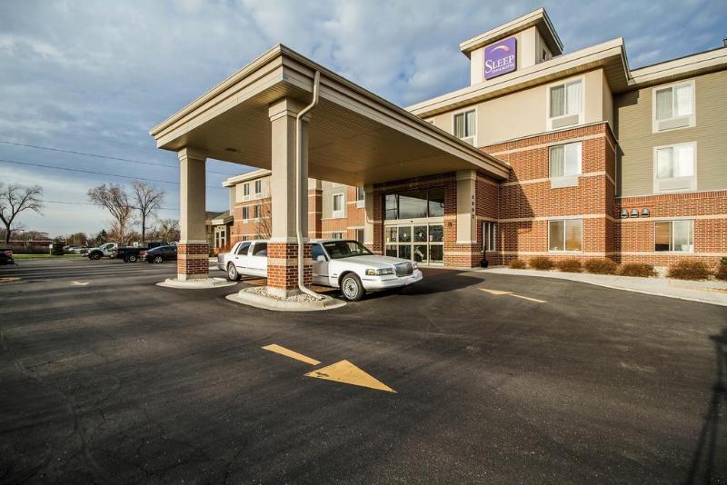 Mainstay Suites Madison - Monona Buitenkant foto