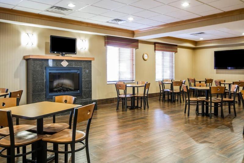 Mainstay Suites Madison - Monona Buitenkant foto